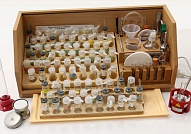 Лабораторное оборудование и оборудование для кабинета химии